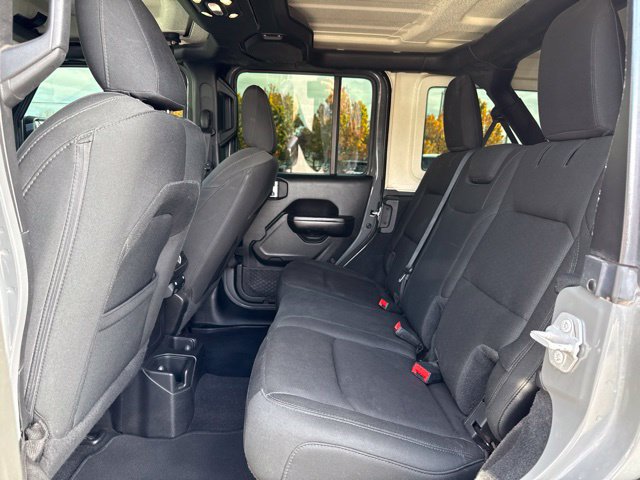Used 2020 Jeep Wrangler Unlimited Sport S AWD/4WD image 16