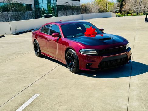 Used 2017 Dodge Charger R/T image 6