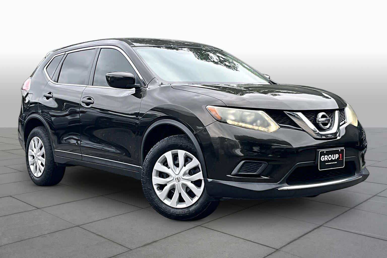 Used 2016 Nissan Rogue S AWD/4WD image 3