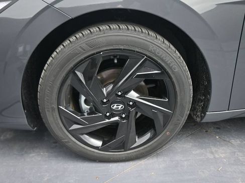 Used 2026 Hyundai Elantra Sport FWD image 22