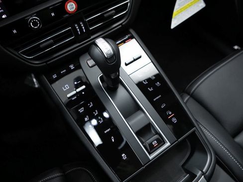 New 2026 Porsche Macan S AWD/4WD image 22
