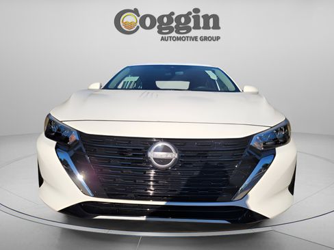 New 2025 Nissan Sentra SV image 5