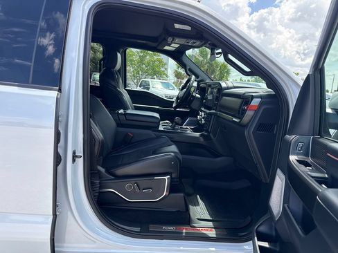 Used 2025 Ford F150 Raptor AWD/4WD image 28
