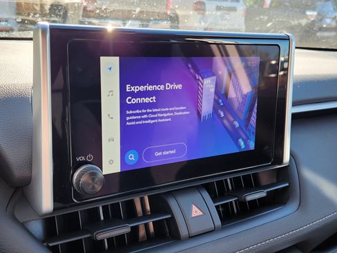 Certified 2025 Toyota RAV4 XLE image 21