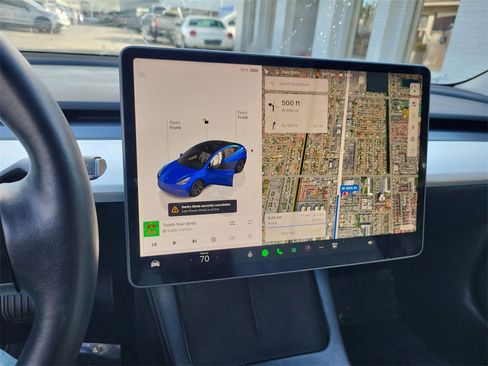 Used 2023 Tesla Model 3 Standard Range image 19