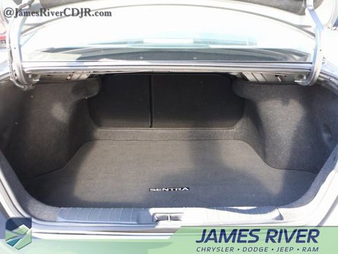 Used 2024 Nissan Sentra SV image 14