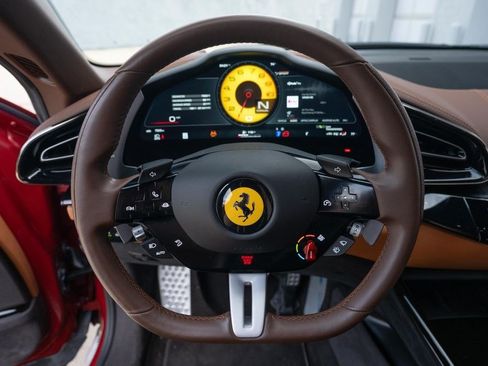 Used 2025 Ferrari Purosangue AWD/4WD image 37