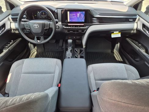 Used 2026 Toyota Camry LE FWD image 5