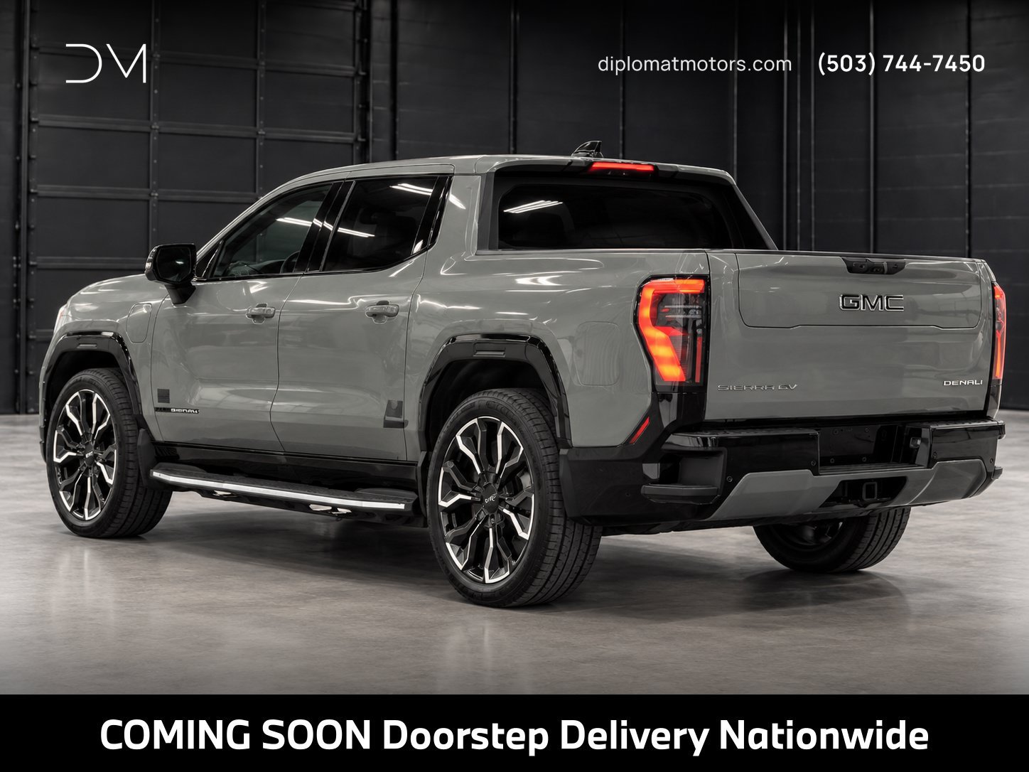 Used 2024 GMC Sierra EV Denali AWD/4WD image 3