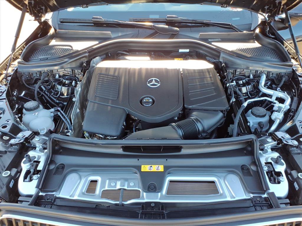 Used 2026 Mercedes-Benz GLC 300 4MATIC image 9
