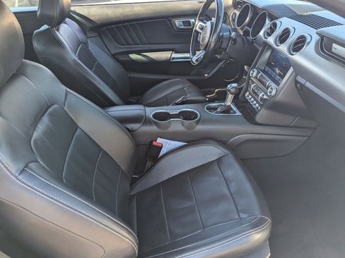 Used 2021 Ford Mustang Premium image 11