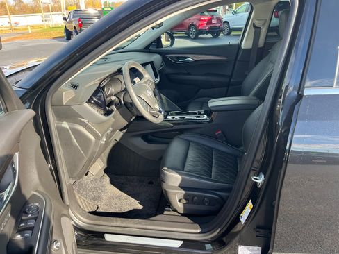 Used 2021 Buick Envision Avenir w/ Technology Package II image 11