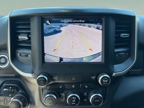 Used 2021 RAM 1500 Big Horn image 28