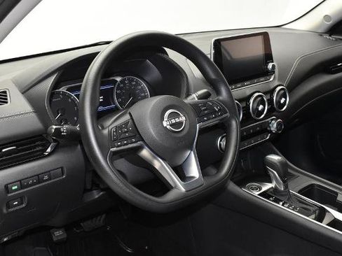 Certified 2025 Nissan Sentra SV FWD image 14