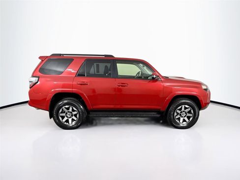 Certified 2024 Toyota 4Runner TRD Off-Road Premium AWD/4WD image 11