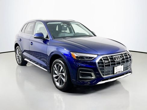 Used 2021 Audi Q5 2.0T Premium Plus w/ Premium Plus Package AWD/4WD image 3