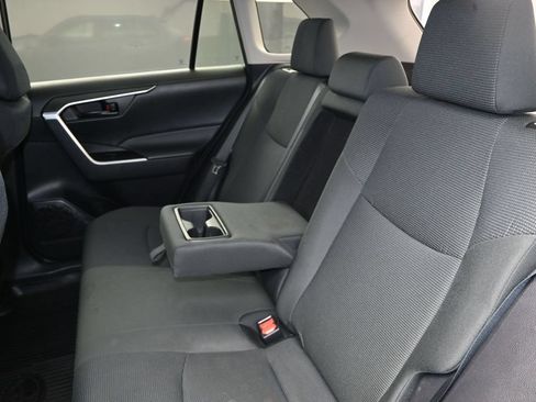 Used 2023 Toyota RAV4 LE AWD/4WD image 17