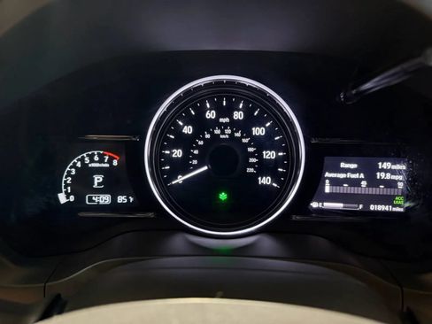 Used 2019 Honda HR-V Touring image 14