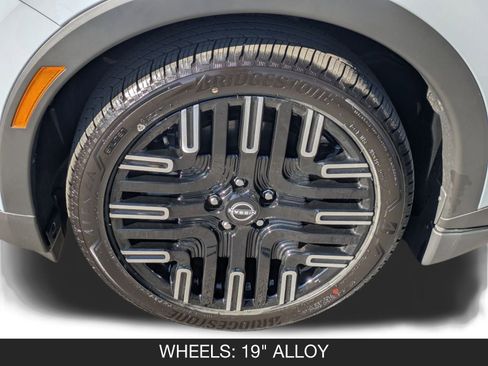 New 2026 Nissan Leaf Platinum+ image 11