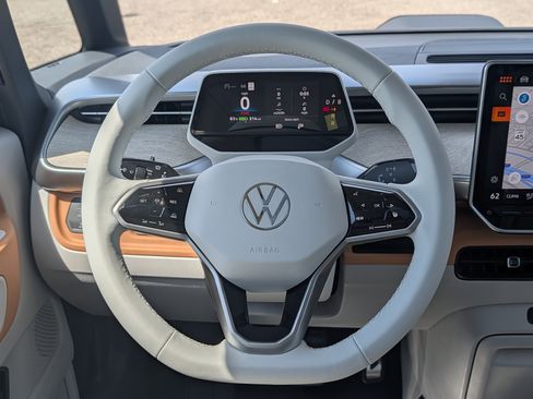New 2025 Volkswagen ID. Buzz Pro S Plus AWD/4WD image 11