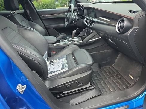 Used 2023 Alfa Romeo Stelvio Estrema AWD/4WD image 11