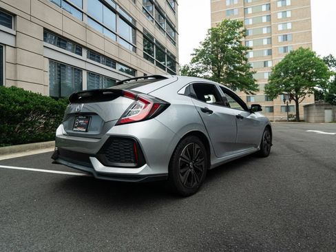 Used 2018 Honda Civic EX image 3