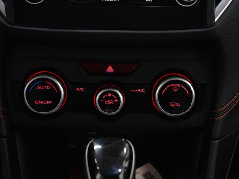 Used 2023 Subaru Crosstrek 2.0i Premium image 19