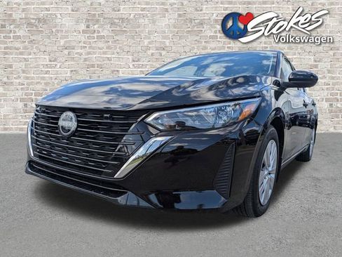 Used 2025 Nissan Sentra S image 8