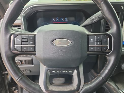 Used 2023 Ford F250 Platinum AWD/4WD image 22