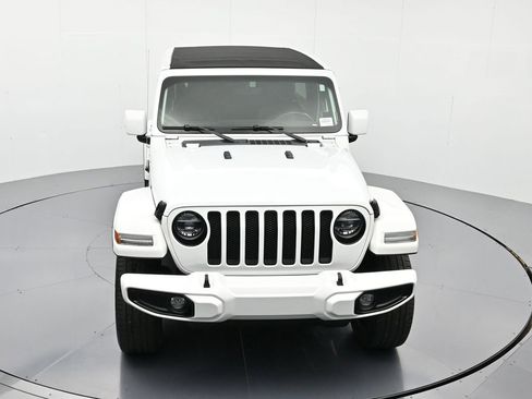 Certified 2021 Jeep Wrangler Unlimited Sahara image 28