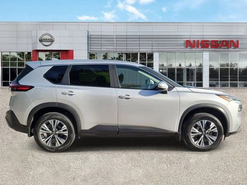 Certified 2023 Nissan Rogue SV AWD/4WD image 3