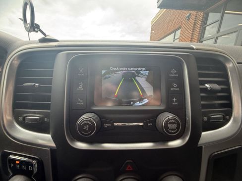 Used 2018 RAM 1500 Classic SLT AWD/4WD image 27