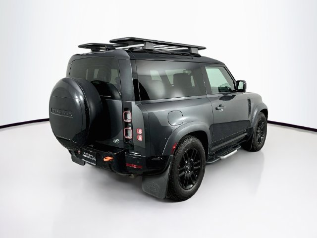 Used 2023 Land Rover Defender 90 X AWD/4WD image 5