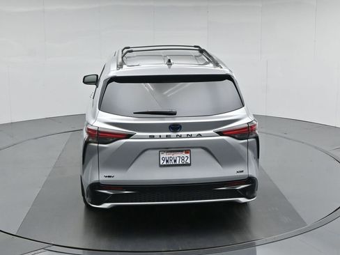 Used 2025 Toyota Sienna XSE w/ XSE Premium Package FWD image 46