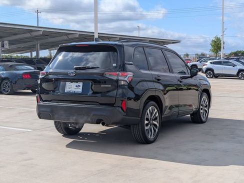 Used 2025 Subaru Forester Touring image 5