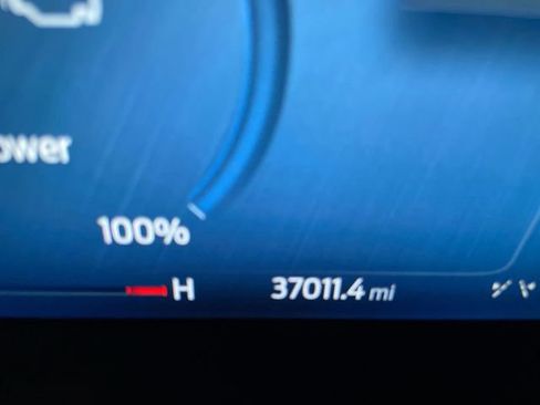 Used 2023 Ford Escape ST-Line Elite w/ Class II Trailer Tow Package image 23