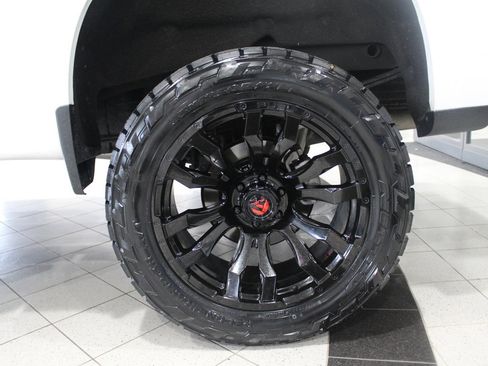 Used 2021 Chevrolet Silverado 1500 Custom Trail Boss image 26