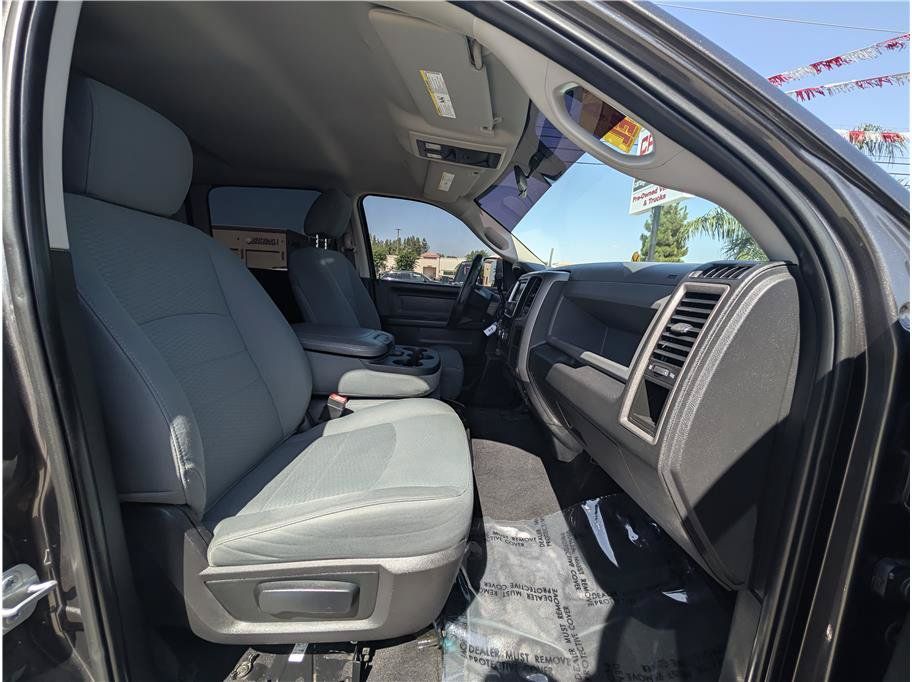 Used 2018 RAM 2500 Tradesman w/ Chrome Appearance Group AWD/4WD image 13