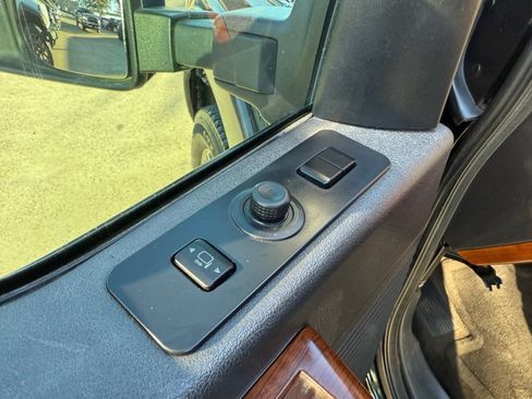 Used 2016 Ford F250 King Ranch w/ FX4 Off-Road Package image 21