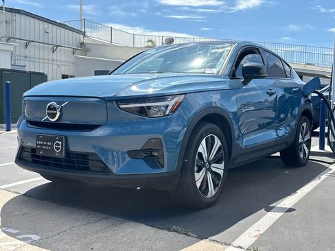 Used 2023 Volvo C40 P8 Recharge Plus AWD/4WD image 2