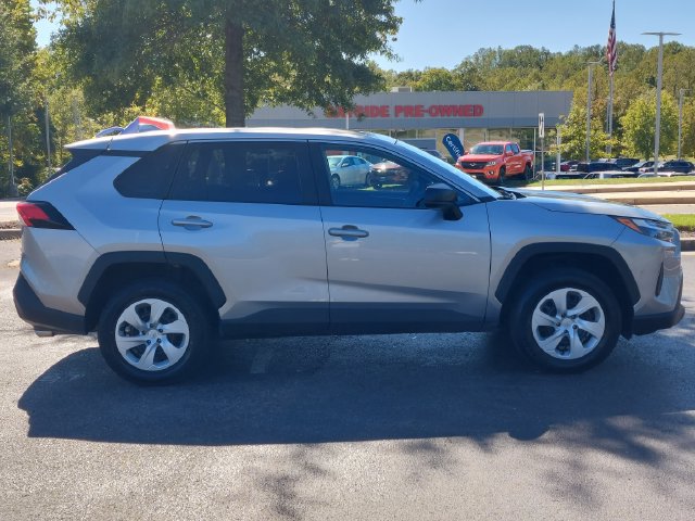 Used 2025 Toyota RAV4 LE AWD/4WD image 24