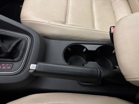 Used 2017 Volkswagen Jetta SE FWD image 25