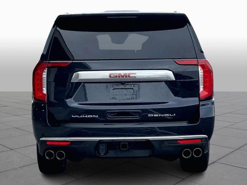 Used 2023 GMC Yukon XL Denali image 4