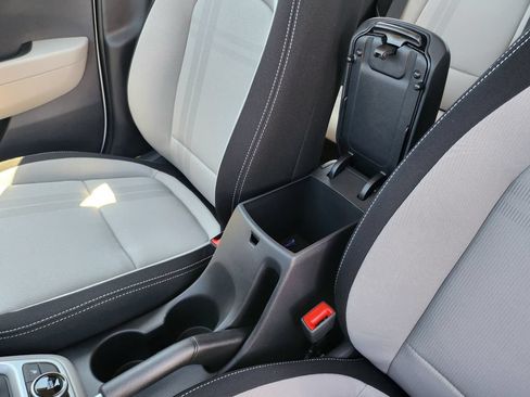 New 2026 Hyundai Venue SEL FWD image 28