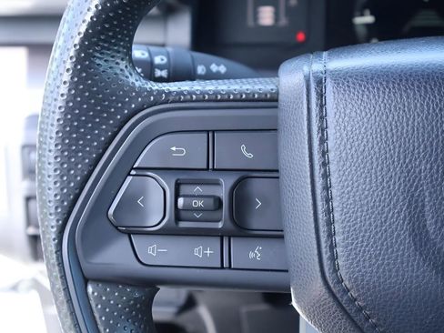 Used 2024 Toyota Tacoma SR5 AWD/4WD image 31