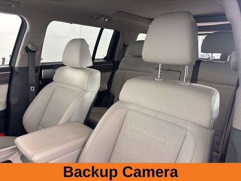 Used 2025 Hyundai Santa Fe Limited FWD image 12
