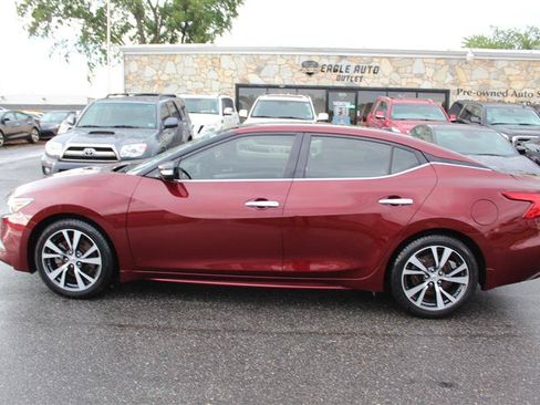 Used 2017 Nissan Maxima 3.5 SL FWD image 4
