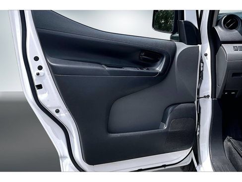 Used 2019 Nissan NV200 S w/ Cruise Control Package FWD image 19