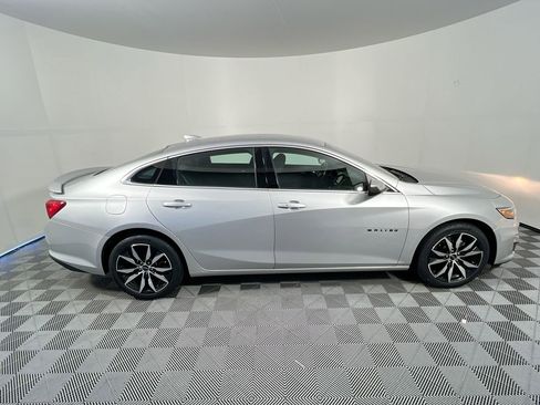 Used 2020 Chevrolet Malibu RS FWD image 2