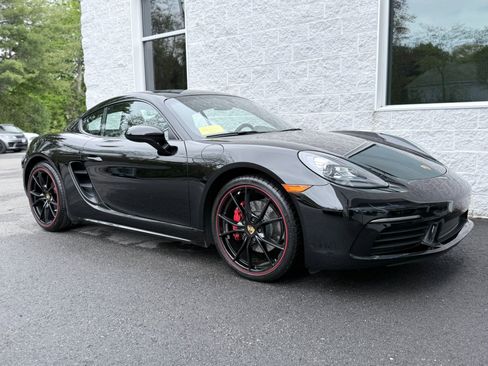 Used 2018 Porsche 718 Cayman RWD image 34